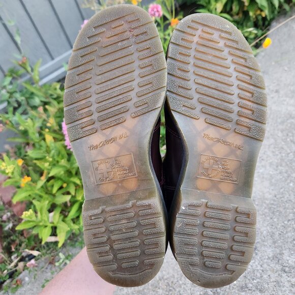 Dr. Marten's Vegan Chelsea Boot - W 8, EU 39 - Cherry Red - Picture 6 of 8